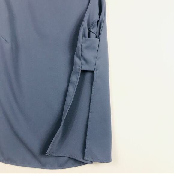 ASTR Top aide cutouts Blue tank top - Picture 6 of 7